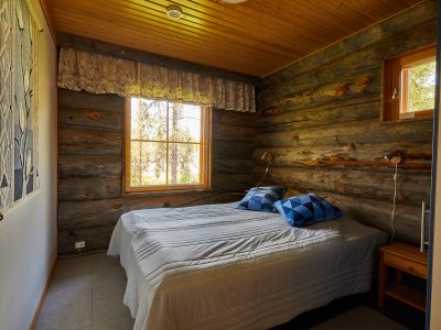Schlafzimmer 1